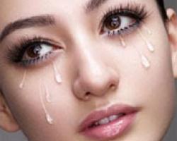 種假睫毛在縫雙眼皮時可能不慎掉入眼中造成不舒服 種假睫毛在縫雙眼皮時可能不慎掉入眼中造成不舒服